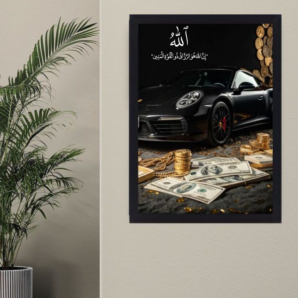 تابلو بکلایت ذکر الله با تصویر پورشه مشکی، دلار و سکه‌های طلا
